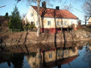 astugan-broby-sateri