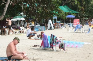 Ti överraskar genom att tr av Ida glasögonen